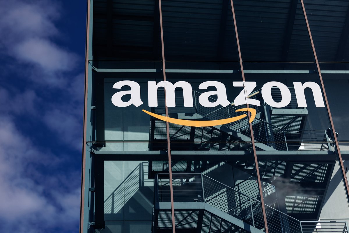 Amazon tells sellers it's adding a 3.5% charge to offset rising fuel and logistics costs