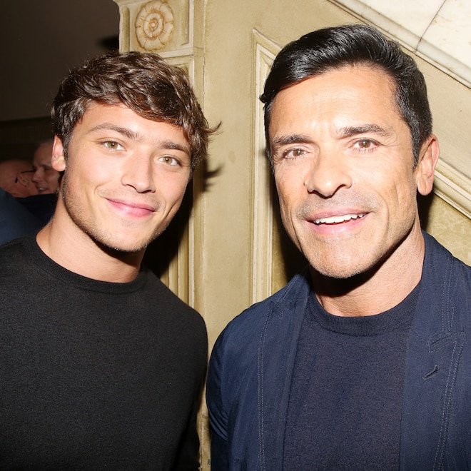 Mark Consuelos ve oğlu Joaquin Consuelos, Broadway sahnelerine ilk kez adım atıyorlar.