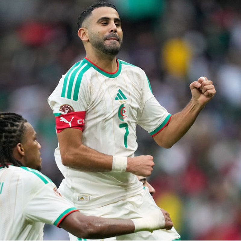 "Cezayir'in Başarısında Mahrez'in Öncü Rolü"