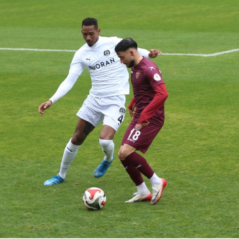 "Hatay ve Manisa, futbol maçında eşitliği korudu"