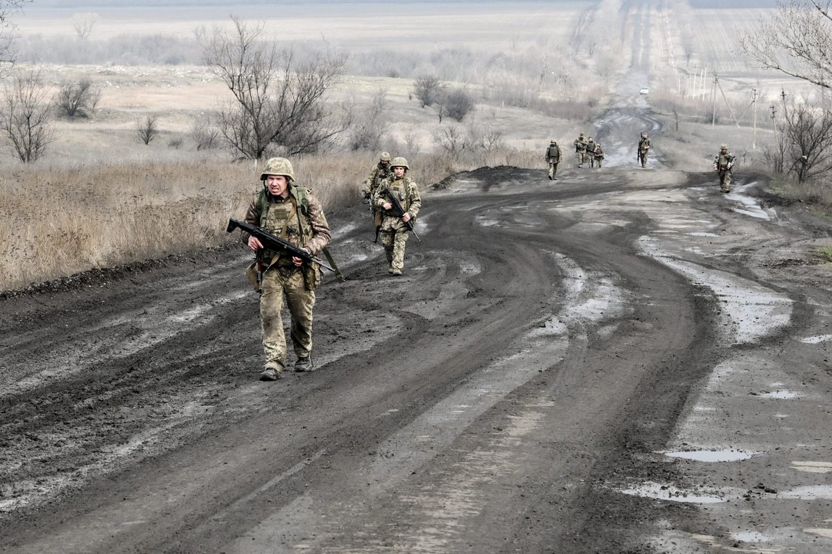 Ukrainian troops are losing days just getting to their positions: in the kill zone. It's when they're most at risk.