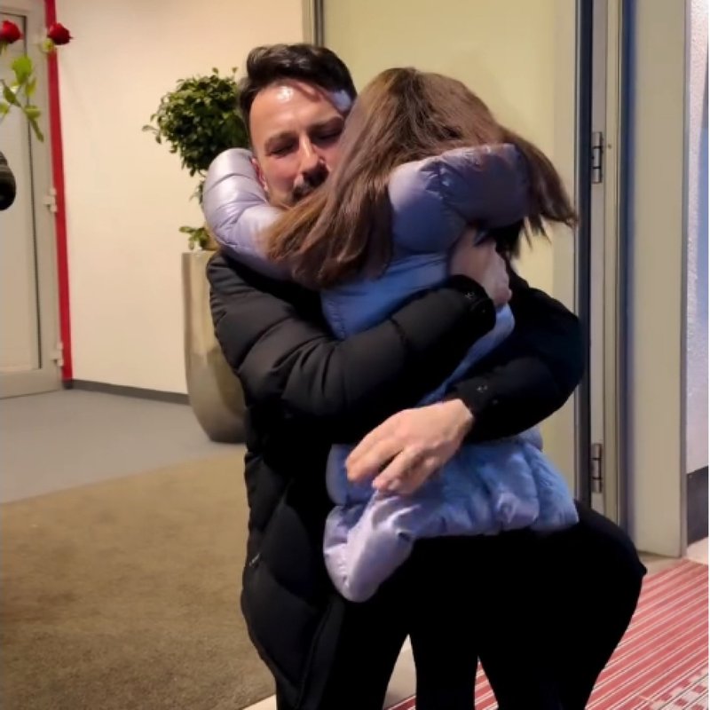 Tarkan, kızına ulaştı