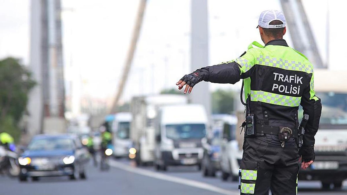 "Huzur İstanbul projesi kapsamında bin: yüz şüpheli kişi gözaltına alındı"