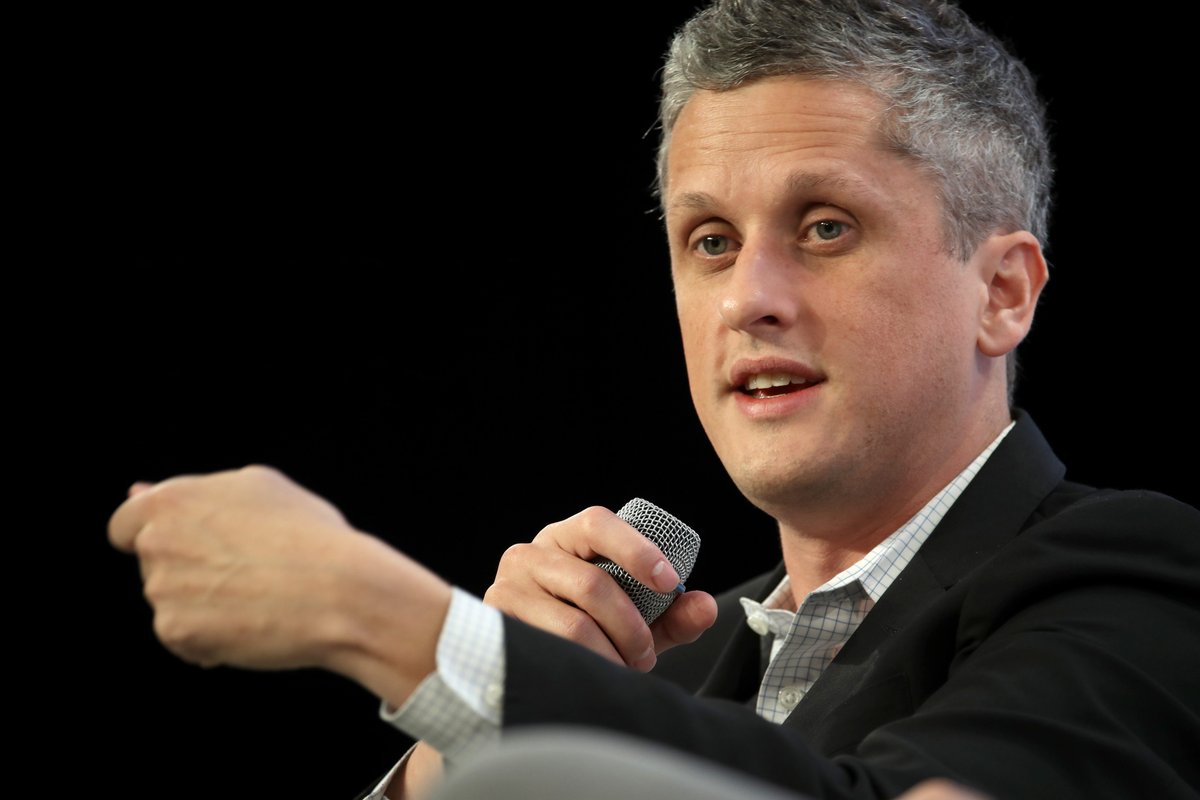 "Yapay zeka beyaz yakalı istihdamı tehdit etmeyecek, büyümeyi destekleyecek - Box CEO'su Aaron Levie"