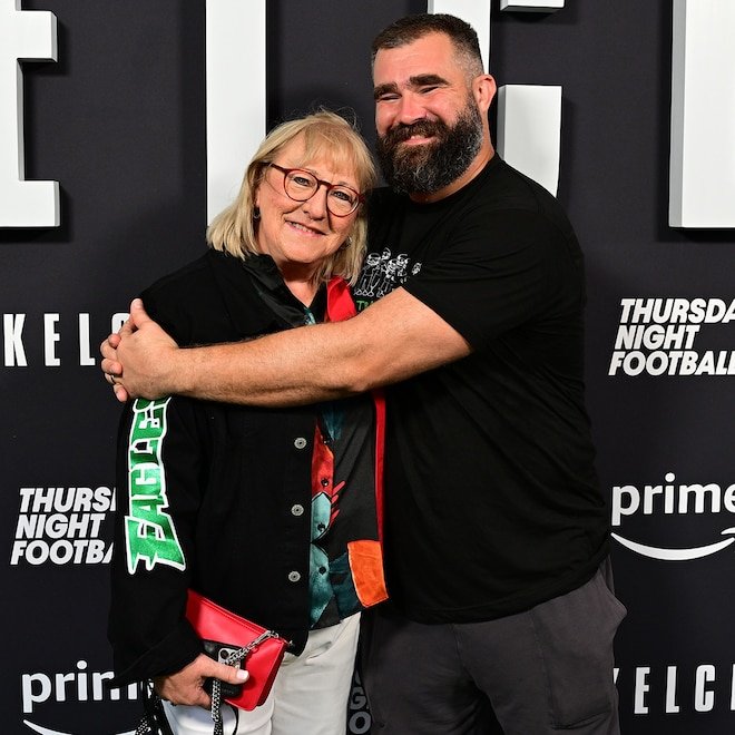 Travis ve Jason Kelce,: 'Hain' Donna Kelce’ye Tepki Gösterdi