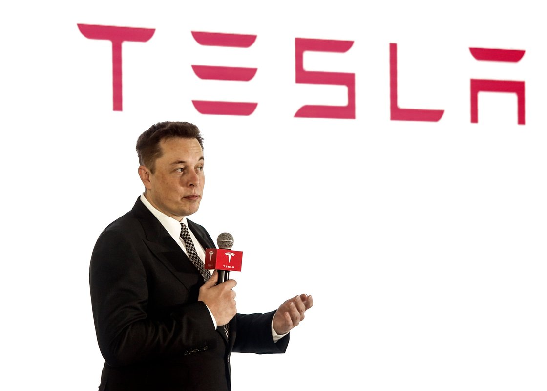 Tesla made over $500 million selling to xAI and SpaceX last year