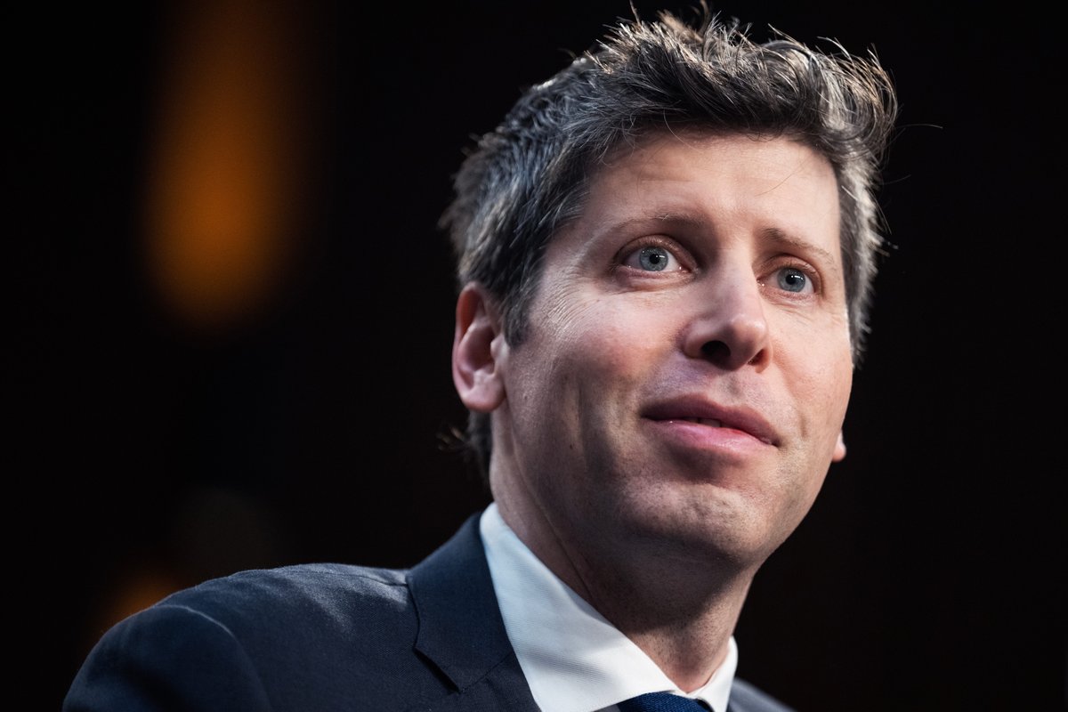 Sam Altman, olası OpenAI halka arzı öncesinde, kamu şirketi CEO'su olma konusunda '0%' heyecan duyduğunu açıkladı.