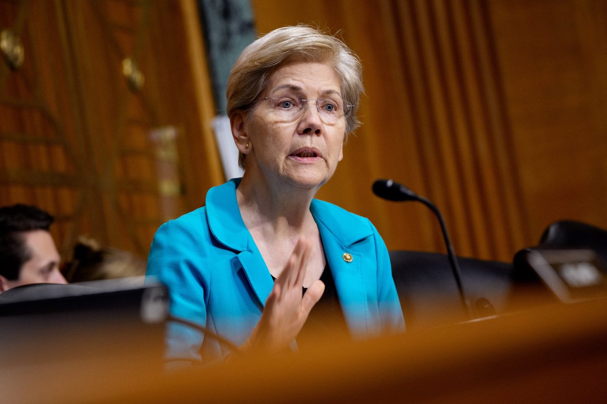 Student-loan borrowers got incorrect notices from a major student-loan company. Lawmakers want answers.