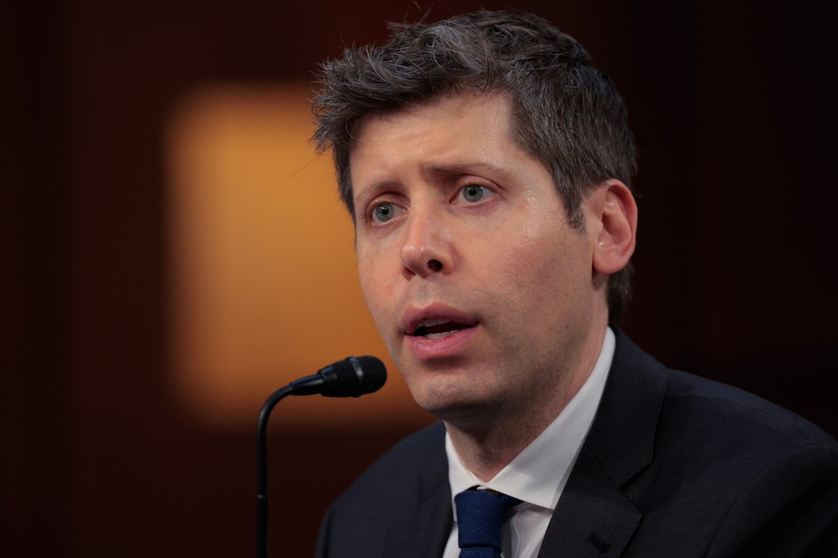 Sam Altman: Anthropic'in Super Bowl reklamı ChatGPT hakkında 'dürüst değil', fakat komik buluyor