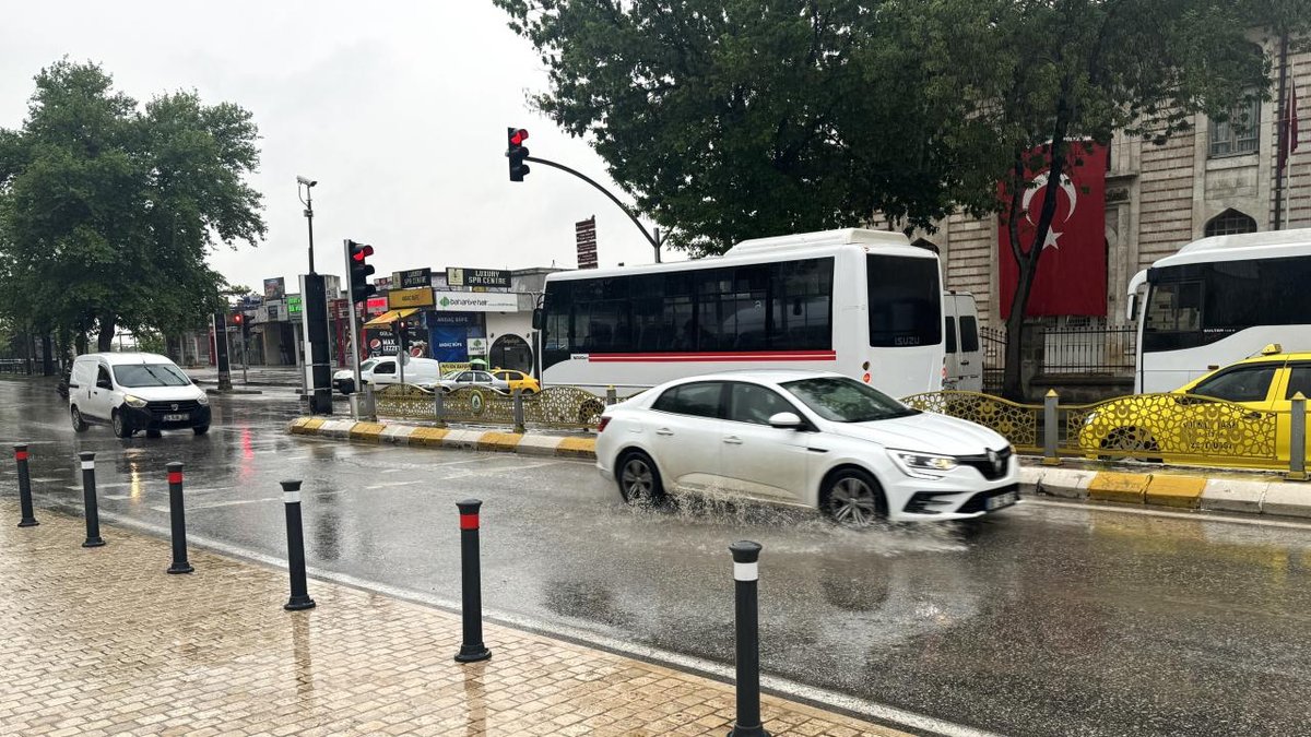 "Trakya Bölgesi İçin Yoğun Yağış Alarmı Verildi"