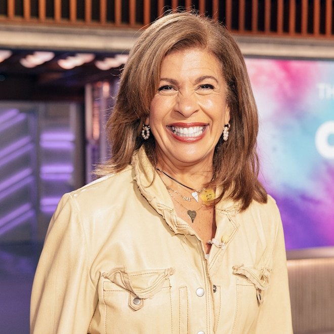 Hoda Kotb Shares "Weirdest" Update on Her Dating Life
