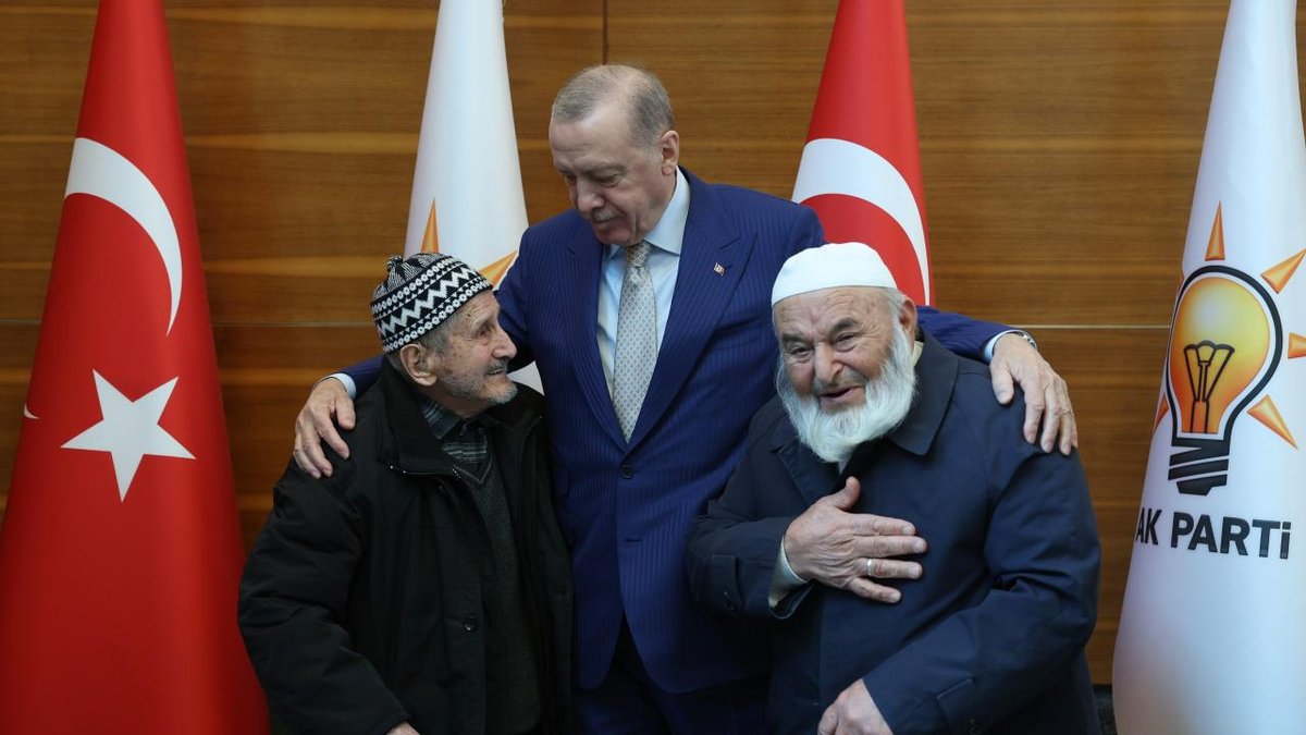 Cumhurbaşkanı Erdoğan, Düzce'de yaşayan halkla bir araya geldi