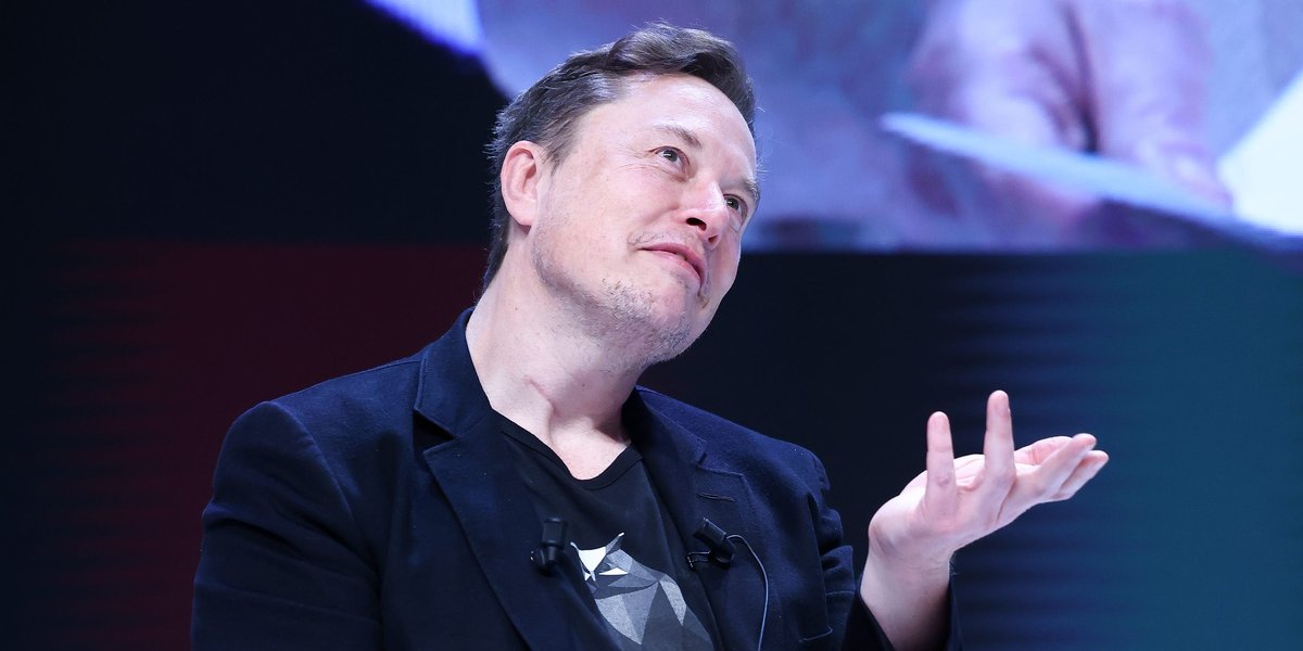 Elon Musk: Otomotiv üreticileri, Tesla'nın FSD'sini lisanslamak istemiyor. Nedenini anlamaya başlıyoruz.