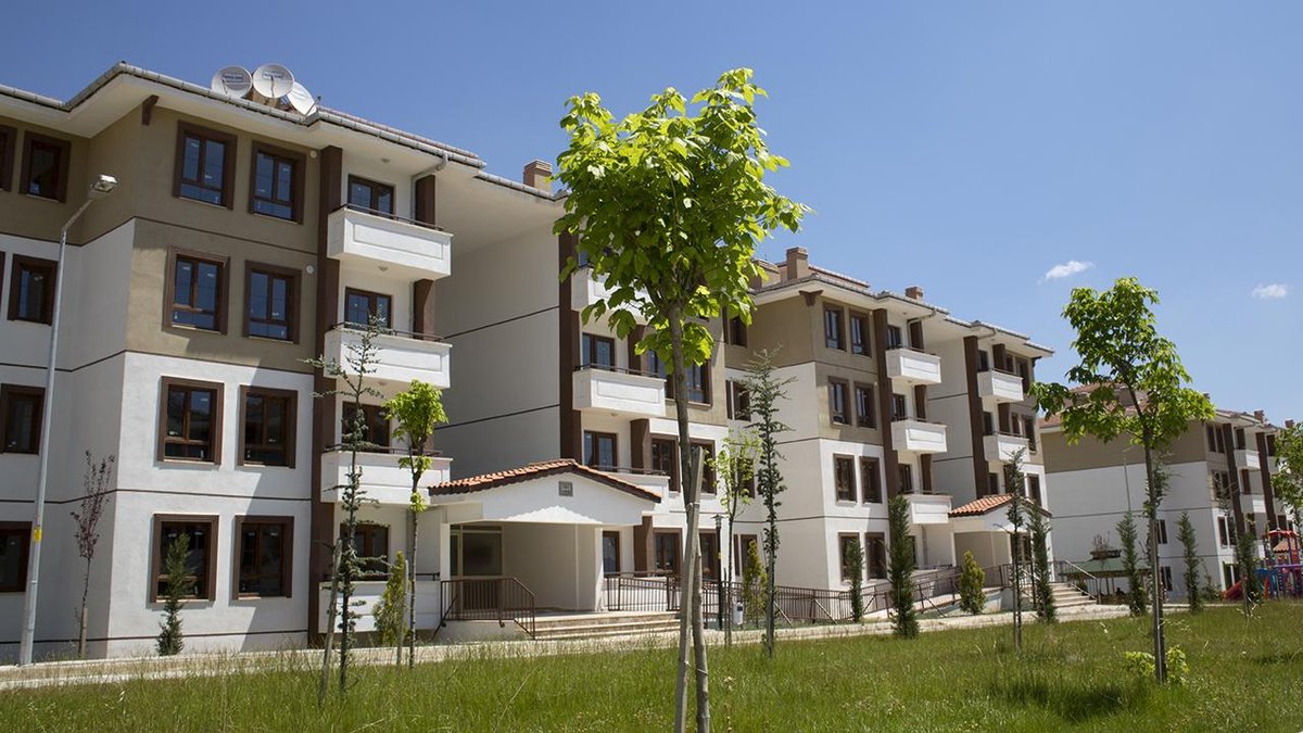 "Beş yüz bin sosyal konut projesinde kura süreci devam ediyor"