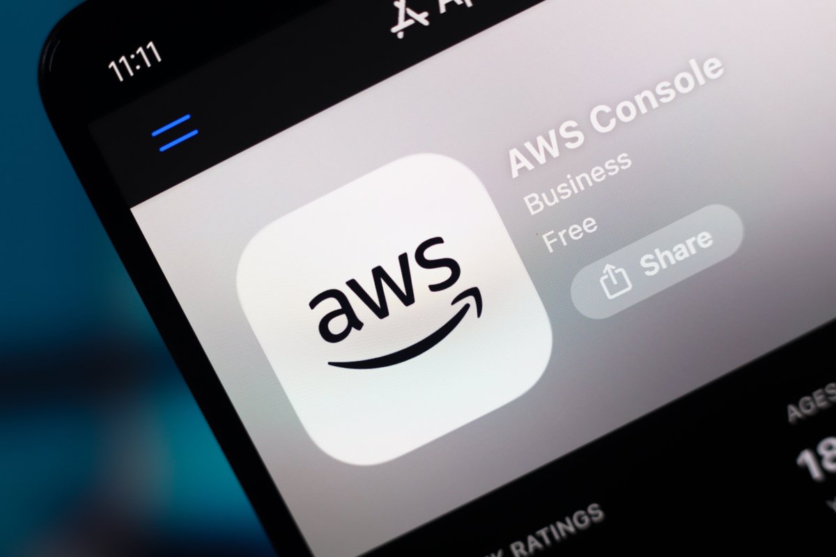 One of Amazon's data centers in the UAE caught fire after being hit by 'objects' amid the Middle East conflict