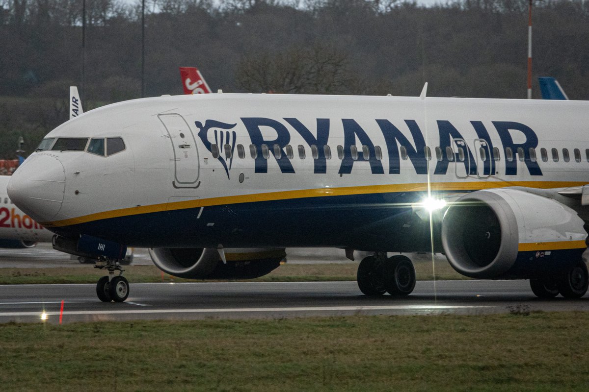 Ryanair uçağı Tenerife istikametinde: türbülansa girdi, yolcular yaralandı.