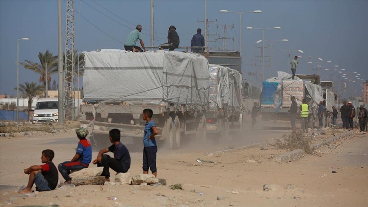 "Hamas: Gazze'ye ulaşan yardım tırlarının sayısı, duyurulan rakamların yarısından daha düşük"