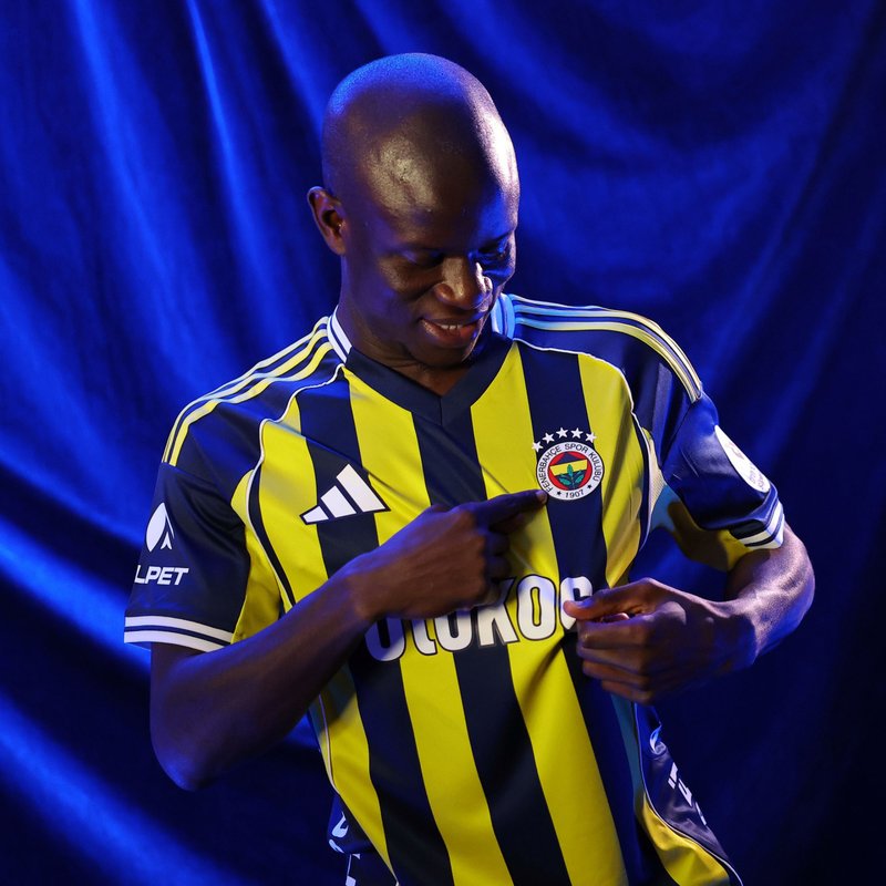 "Yabancı medyada N'Golo Kante hakkındaki tartışmalar!"