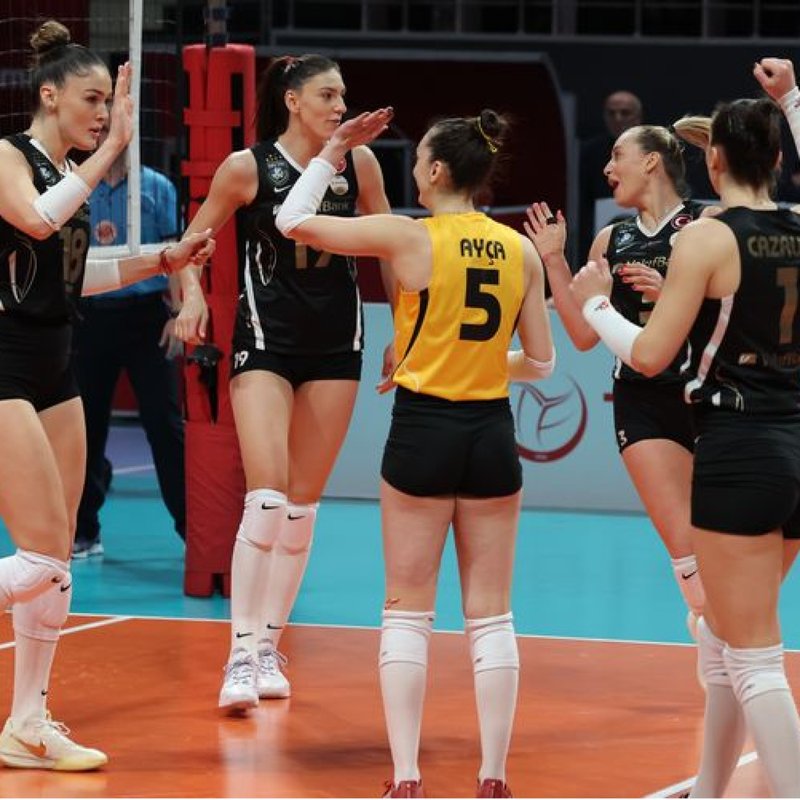 "VakıfBank, CEV Turnuvası'nda Beşte Beş Başarı Elde Etti!"