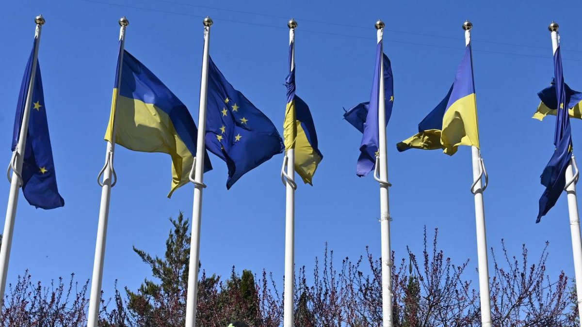 Ukrayna, Avrupa Birliği'nden acil finansal yardım talep ediyor