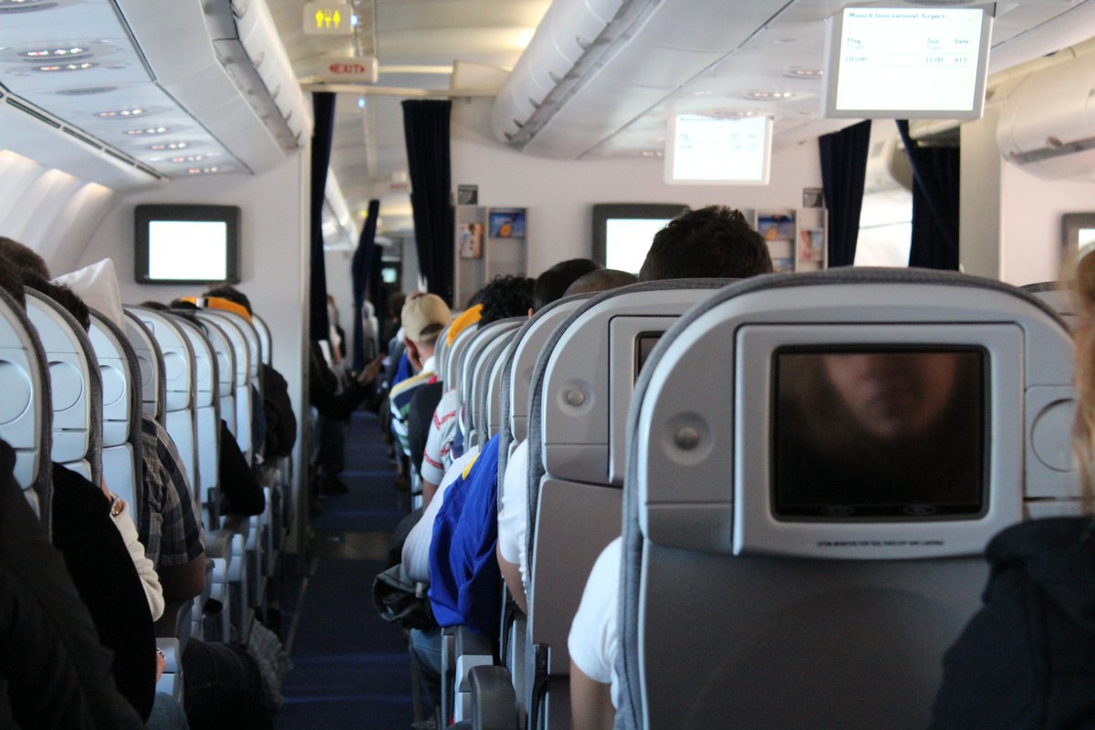Phone calls on flights could soon be banned. Former flight attendants say it's about more than manners.