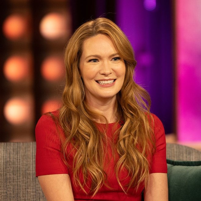 Why Sarah J. Maas Is: Releasing ACOTAR 6 and 7 Back-to-Back