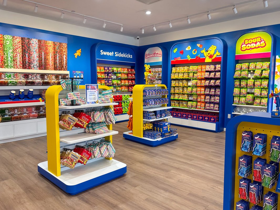 Haribo is using mystery bags and pick-and-mix walls to: turn its first US stores into Instagrammable marketing machines