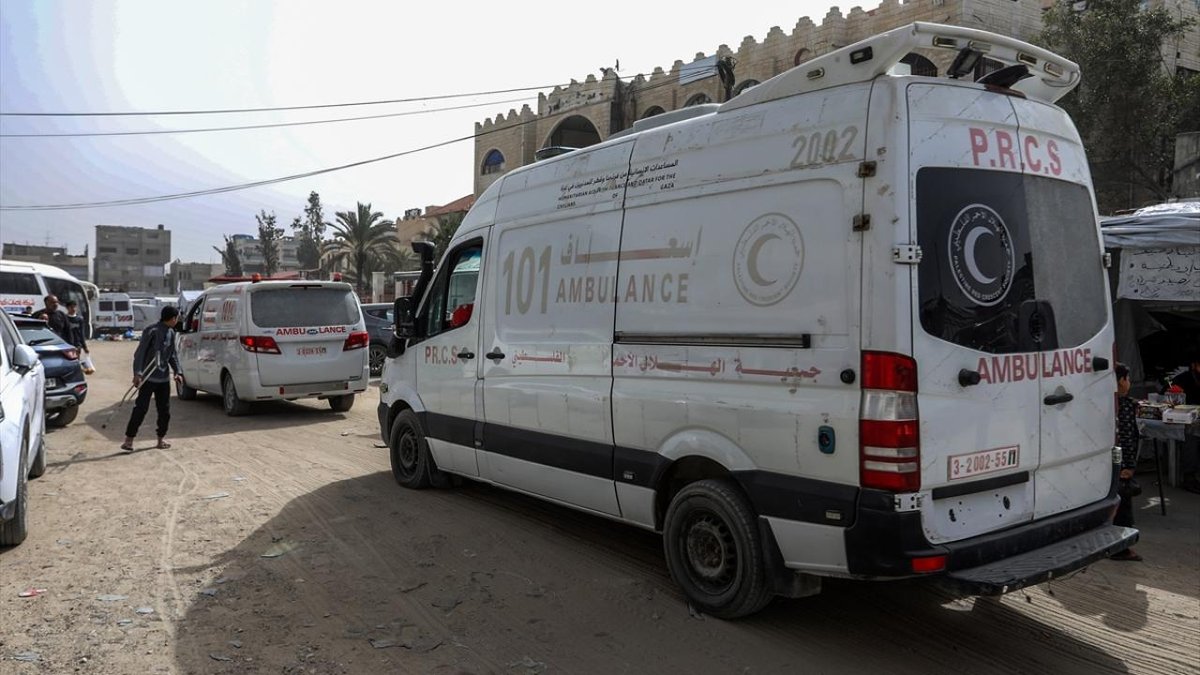 Mısır medyası: Refahtan geçişler başladı, yaralı Filistinliler Mısır'da sağlık hizmeti aldı