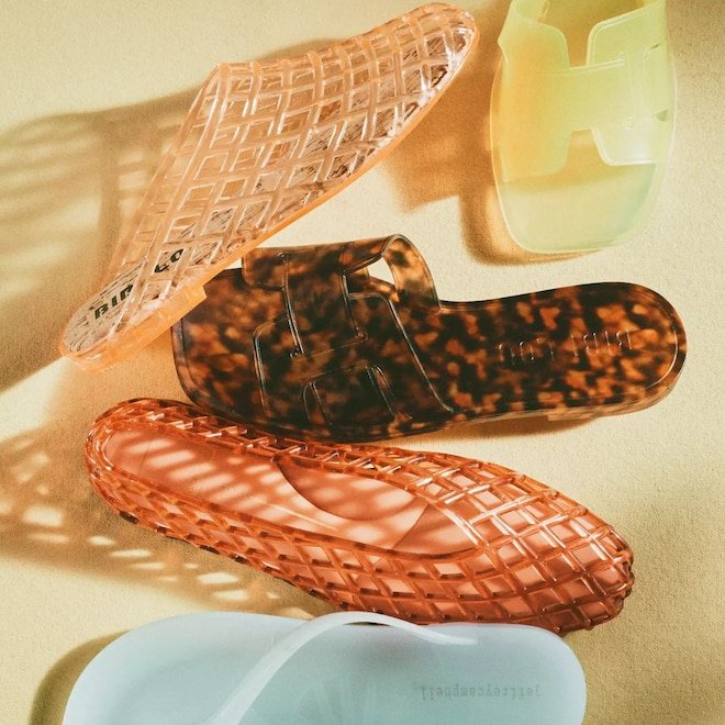 Y2K Jelly Sandals Are: Back—and They’re Surprisingly Wearable