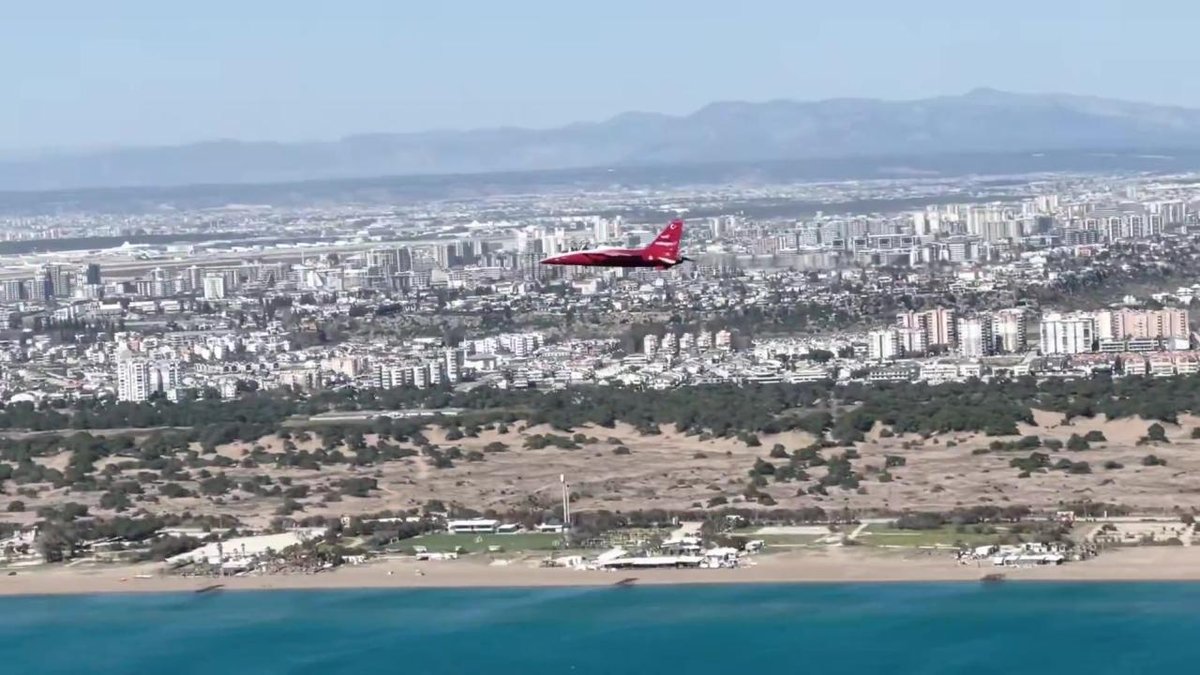 HÜRJET, Akdeniz semalarında sınırları zorladı