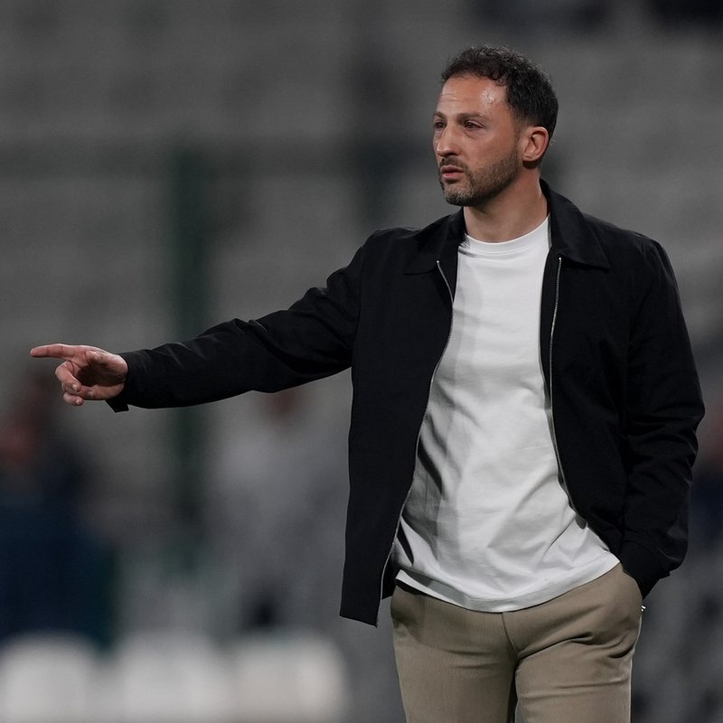 Tedesco'nun derbi mağlubiyeti yok!