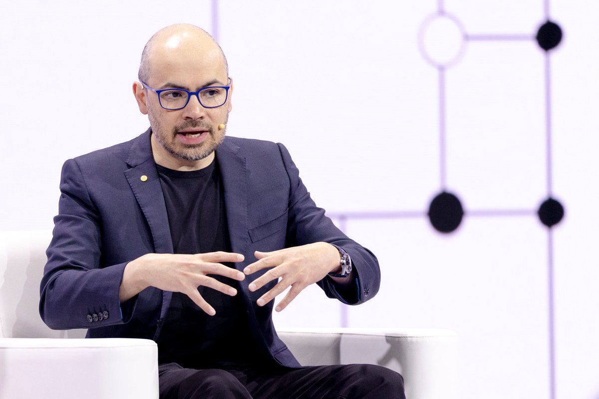 UK Google DeepMind employees vote to: unionize over its AI military deals