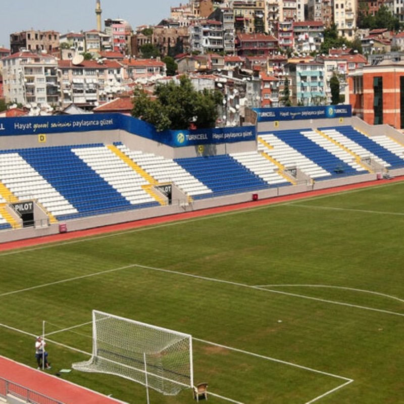 "Beyoğlu Yeni Çarşı ile Fenerbahçe arasındaki karşılaşmada stadyum değişiyor!"
