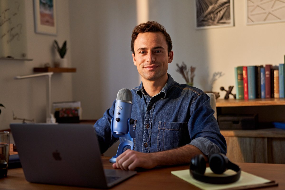 An ex-consultant quit his 6-figure job after reading 'Dare to Lead.' Here are the 4 lessons from the book that motivated him.
