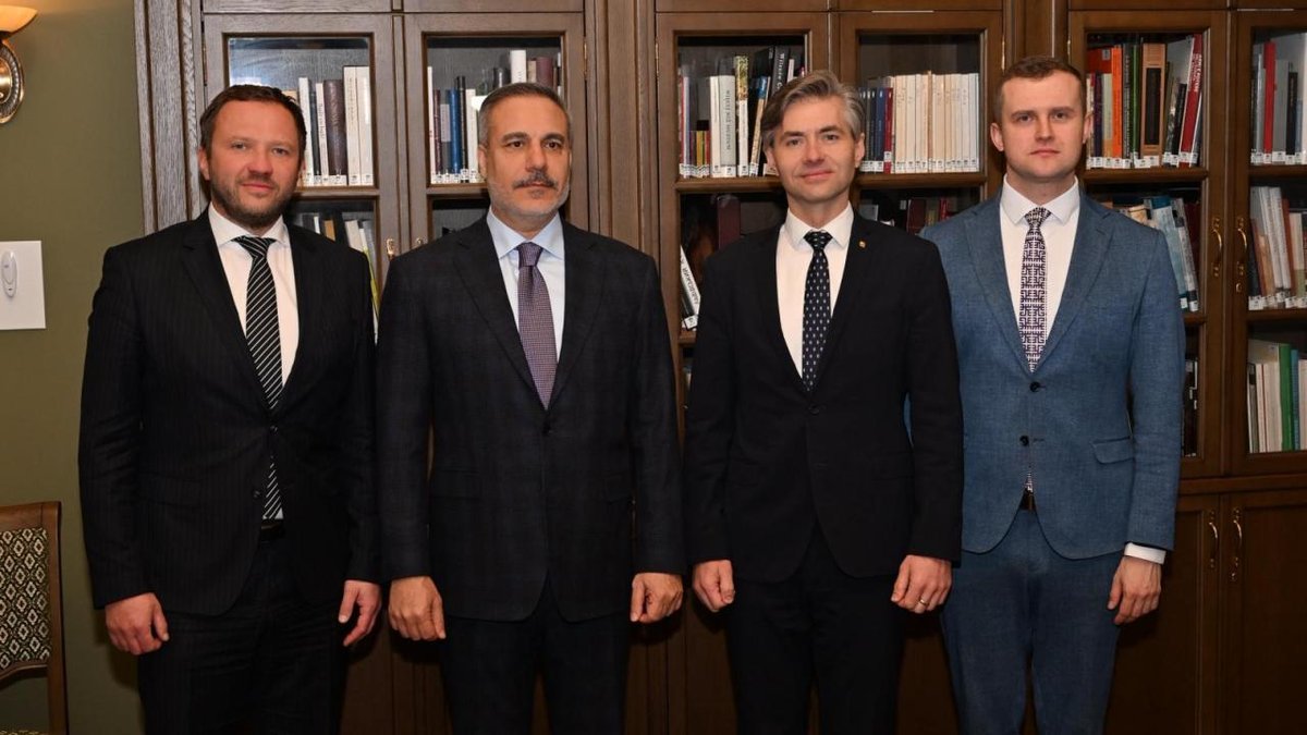 "Bakan Fidan, Litvanya'da Türkiye ve Baltık Ülkeleri Dışişleri Bakanları Buluşmasına Katıldı"