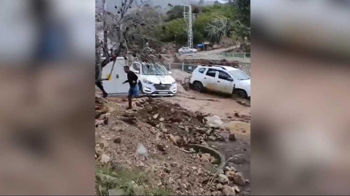"Mersin’deki sel olayları kameraya kaydedildi"