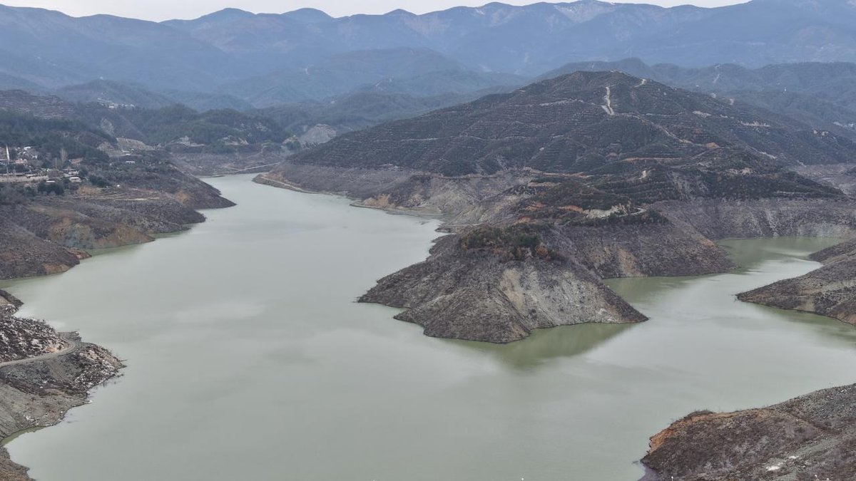 "Deprem afet bölgesine yapılan su projeleri 110 milyar lira seviyesine çıkacak"