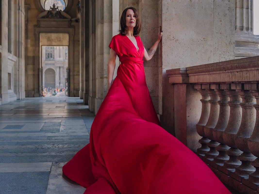 I booked a solo photo shoot on my trip to Paris. I didn't know what to expect, but it turned out to be worth every cent.