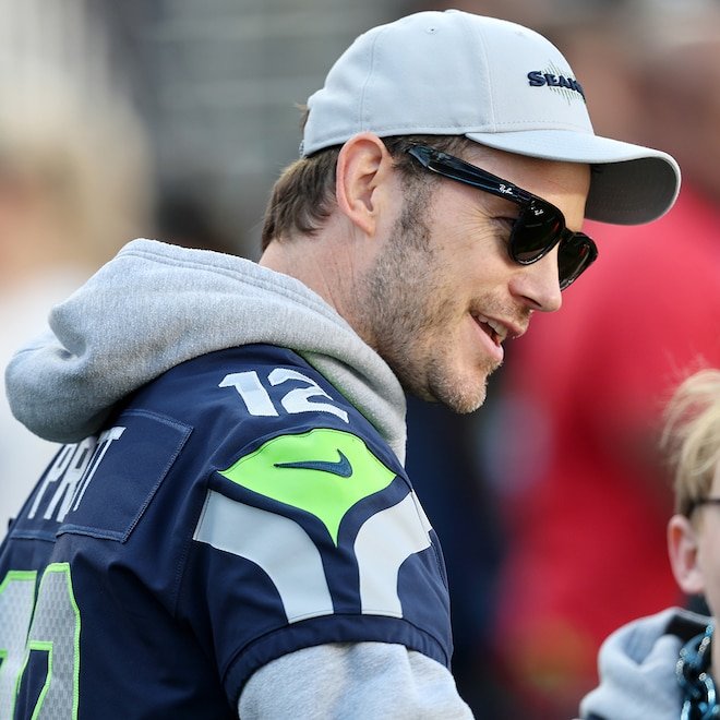 Super Bowl 2026: Chris Pratt ve Oğlu Jack Pratt, Seattle Seahawks'u Duyurdu