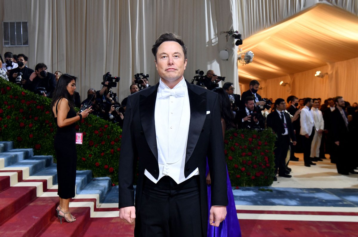 Spotted in the wild: Our first look at the X Money debit card Musk is rolling out
