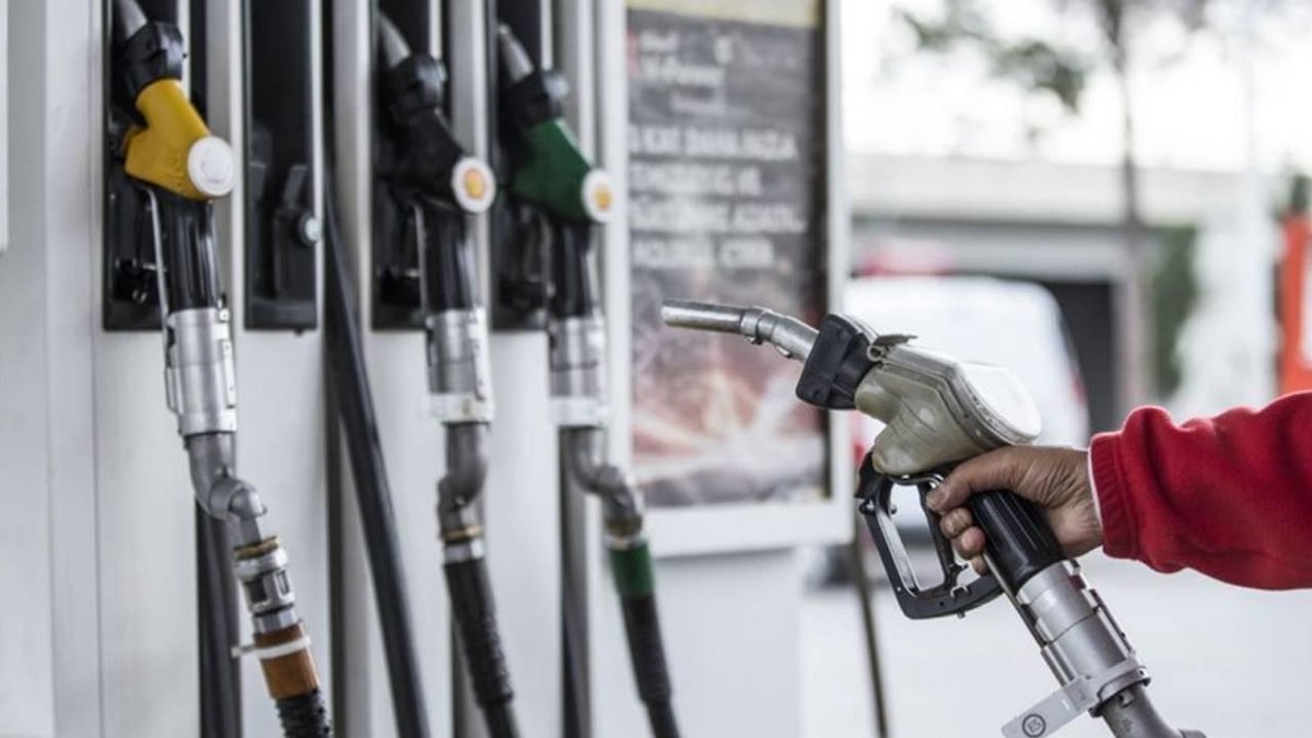 Japonya İran savaşı nedeniyle devlet petrol rezervlerini kullanıma açıyor