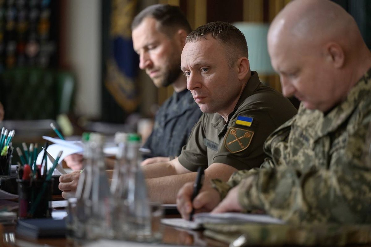 Someone cosplaying online as Ukraine's new: top general has already fooled thousands