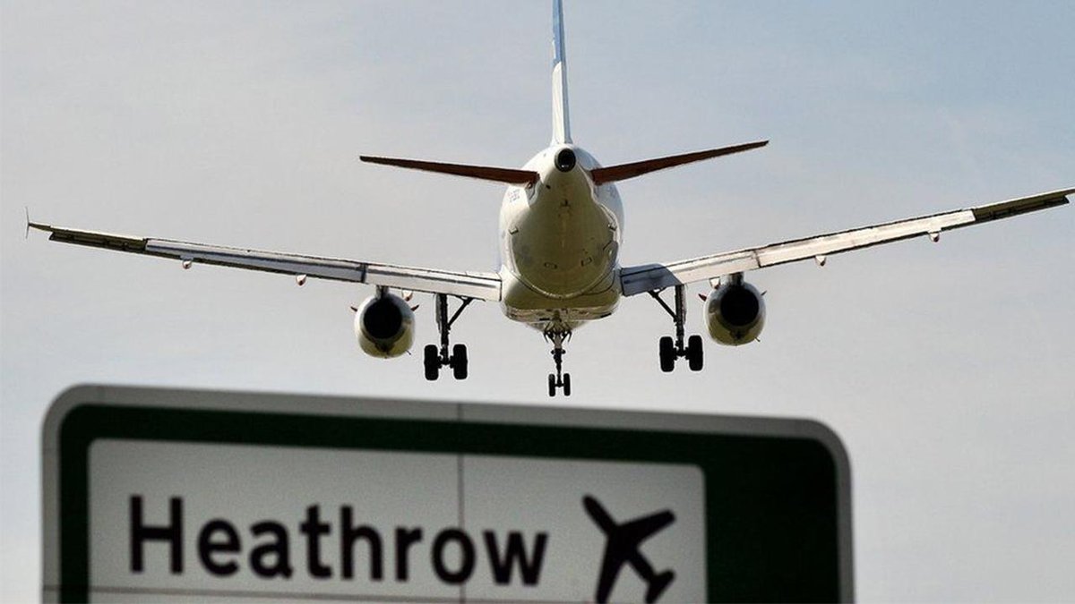 "Heathrow Havalimanı'nda drone tehdidi: Uçuşlar askıya alındı"