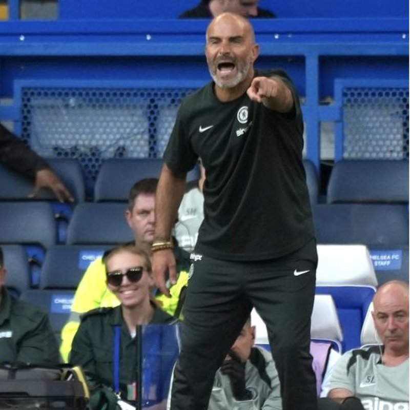 Chelsea, Enzo Maresca ile yollarını ayırdığını duyurdu.