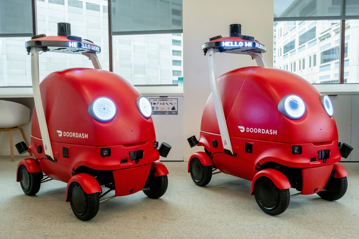 DoorDash is still ironing out Dot delivery robot kinks, from charging to pickups