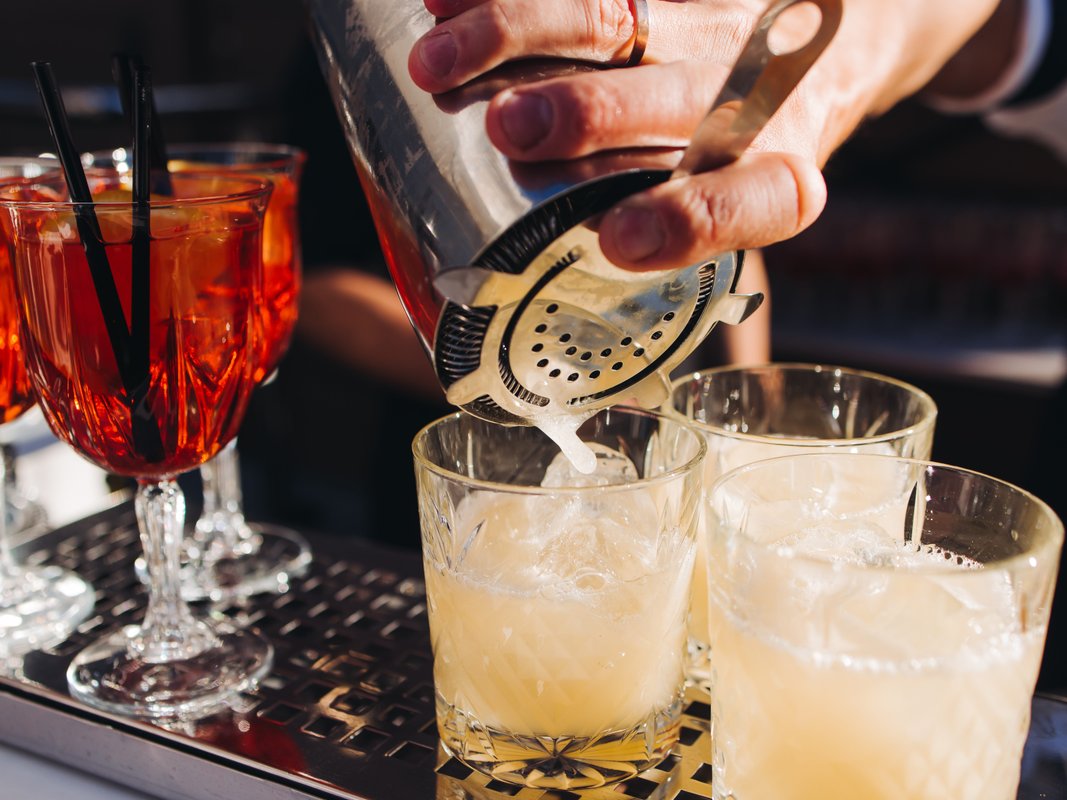Bartenders share 8 underrated cocktails they think customers should order more often