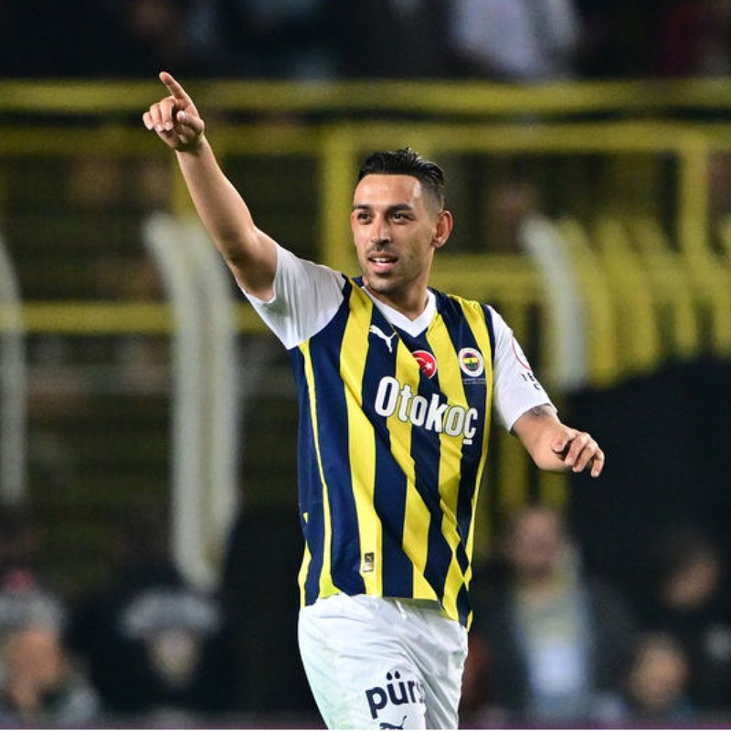 "Fenerbahçe, resmi olarak yollarını ayırdığını duyurdu!"