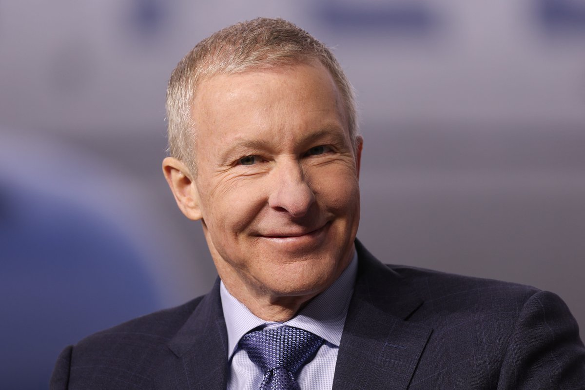 United Airlines CEO said he uses this: hiring tactic to vibe check job candidates