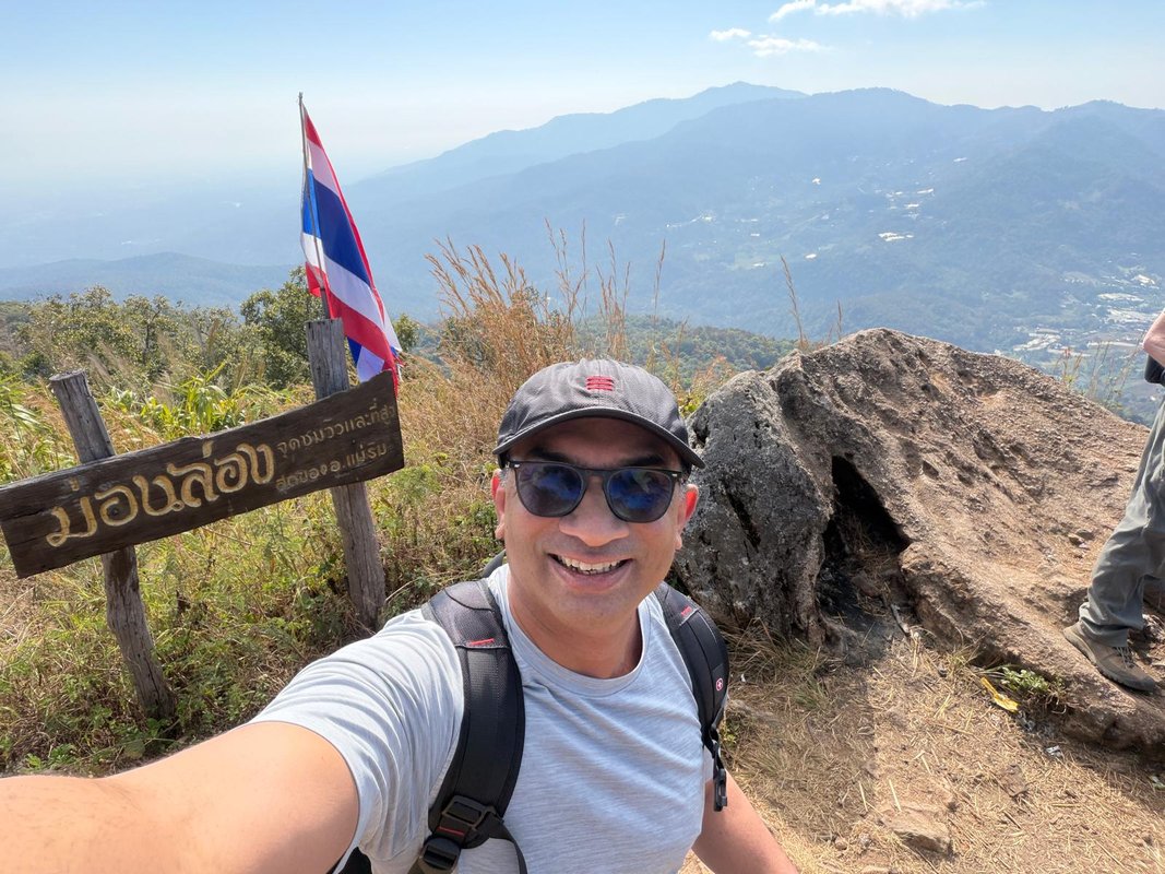 He turned 50 and realized the entrepreneur grind wasn't worth it. 2 years later, he retired to Chiang Mai.