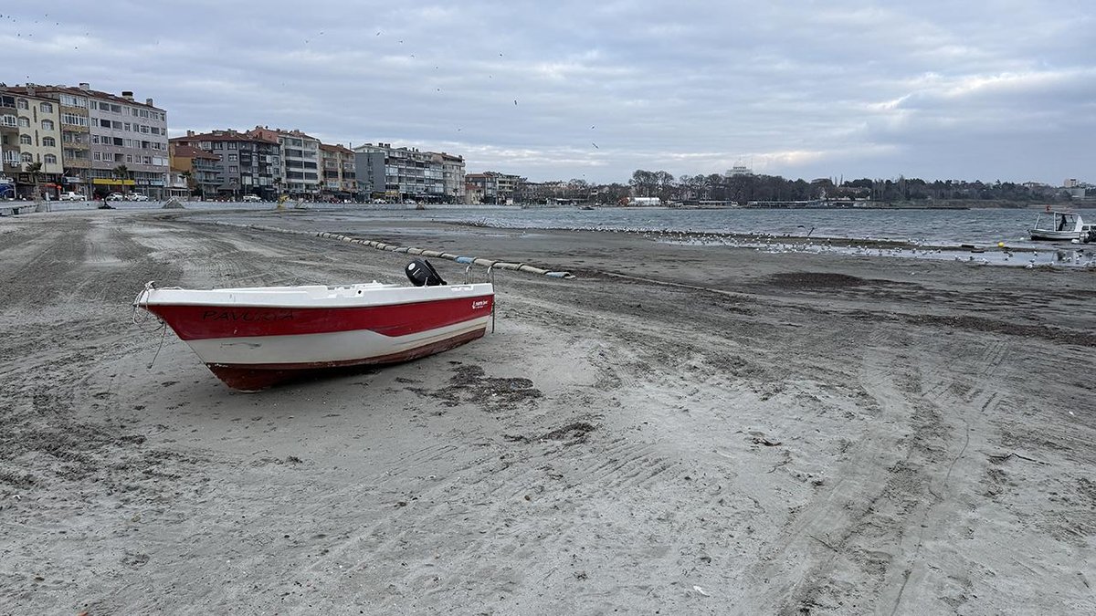 "Tekirdağ'da deniz seviyesinde on metre düşüş gözlemlendi"